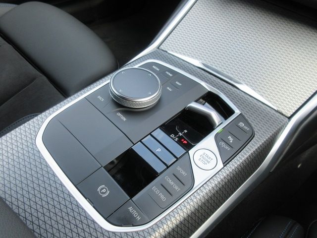 Bmw 3 SERIES 2022-11 2309-23
