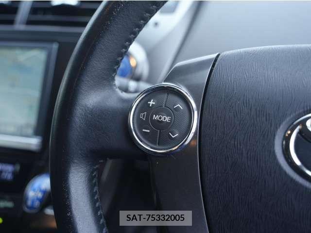 Toyota PRIUS ALPHA 2013-11 213357-19