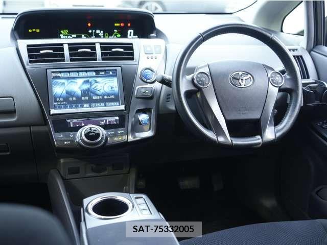 Toyota PRIUS ALPHA 2013-11 213357-18