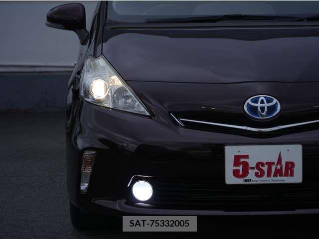 Toyota PRIUS ALPHA 2013-11 213357-14