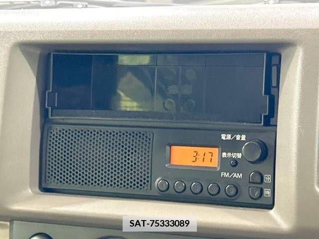 Suzuki EVERY 2010-12 341738-2
