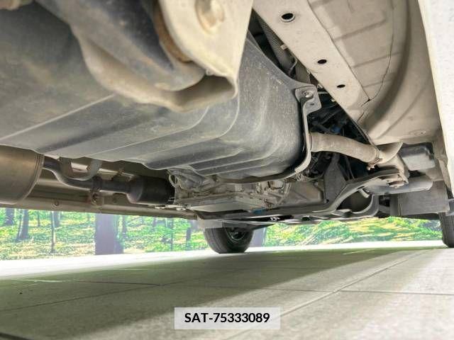 Suzuki EVERY 2010-12 341738-18