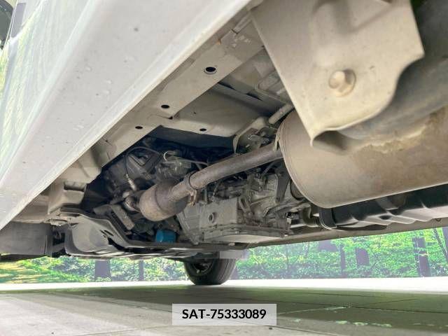 Suzuki EVERY 2010-12 341738-17