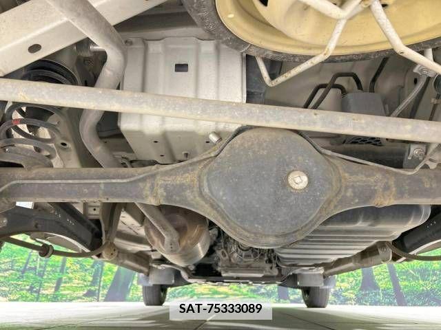 Suzuki EVERY 2010-12 341738-16