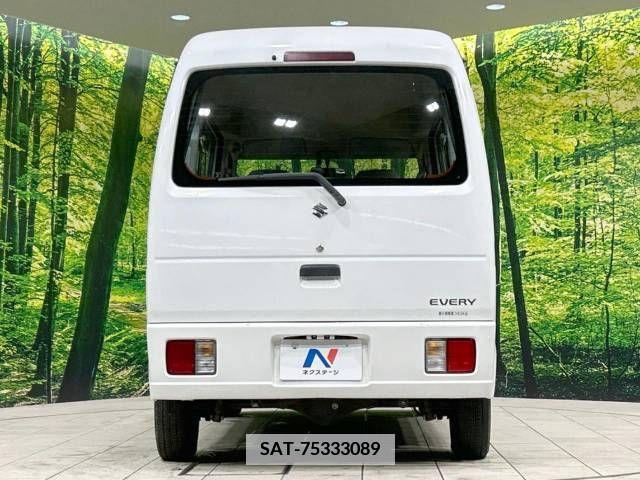 Suzuki EVERY 2010-12 341738-12