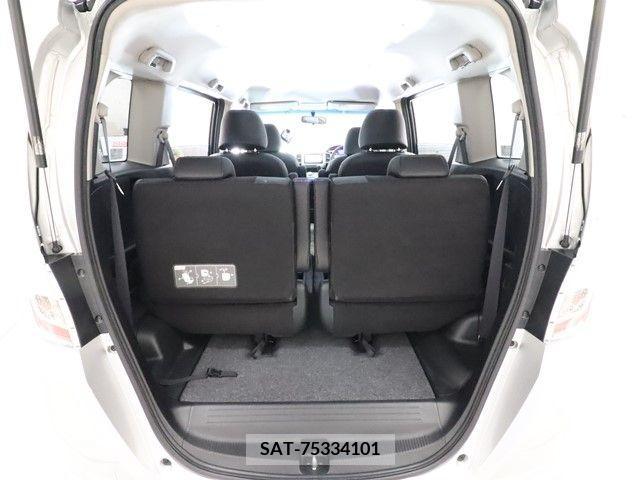 Honda FREED HYBRID 2013-08 235809-8