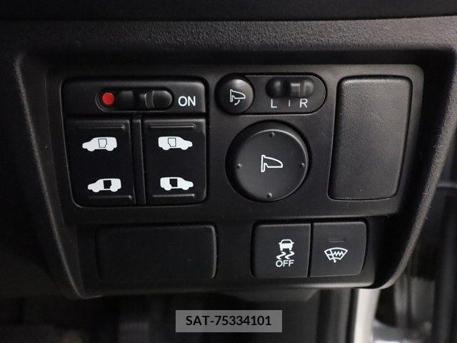 Honda FREED HYBRID 2013-08 235809-12