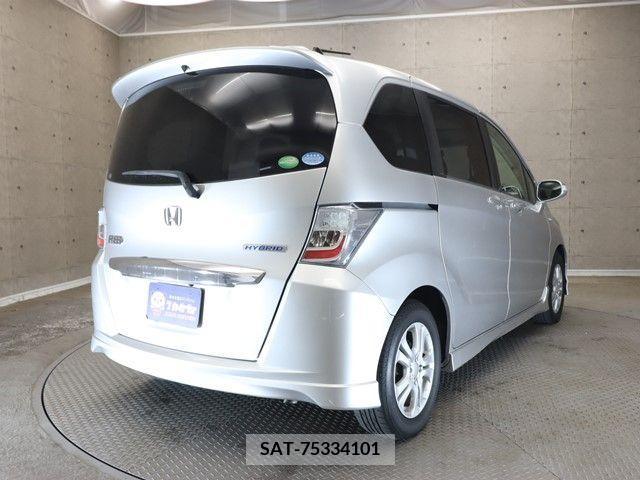 Honda FREED HYBRID 2013-08 235809-1