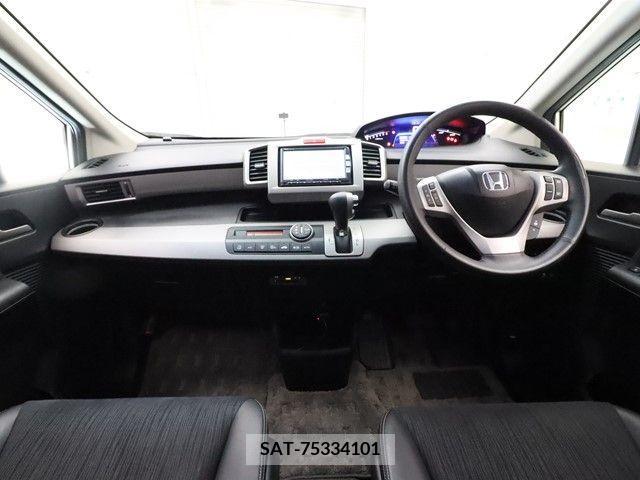 Honda FREED HYBRID 2013-08 235809-2