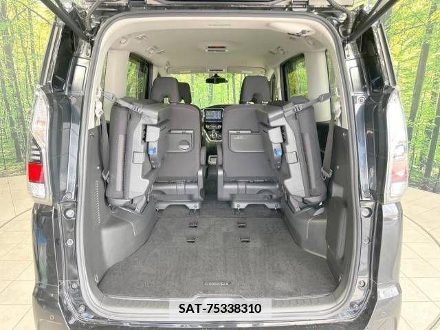 Nissan SERENA 2019-07 367661-11