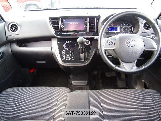 Nissan ROOX 2019-05 323898-1