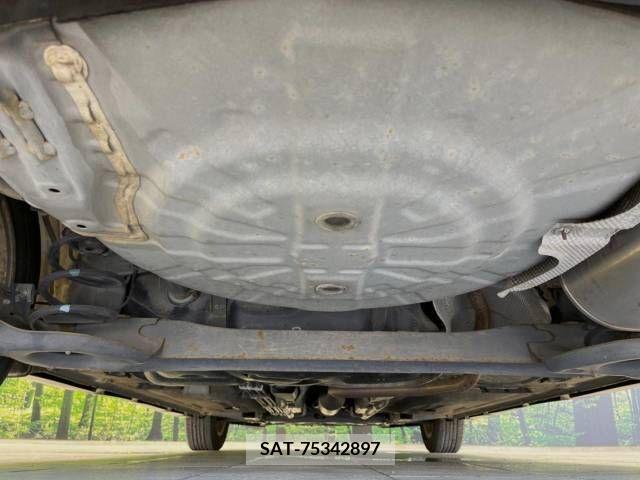 Nissan NOTE 2013-02 302290-19
