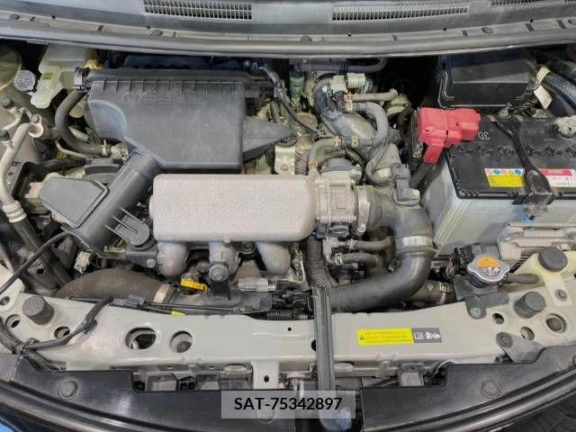 Nissan NOTE 2013-02 302290-18