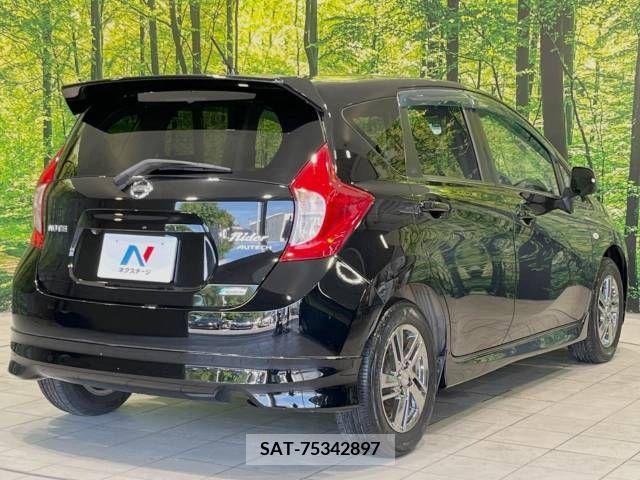 Nissan NOTE 2013-02 302290-17