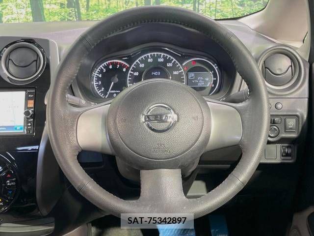 Nissan NOTE 2013-02 302290-8