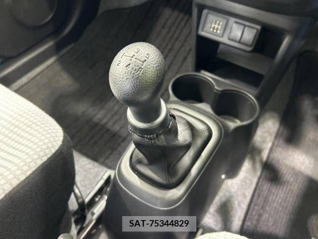 Mazda CAROL 2018-10 327378-4