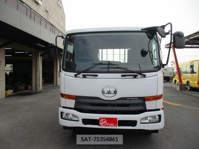 Nissan CONDOR 2017-10 357964-2
