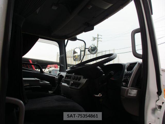Nissan CONDOR 2017-10 357964-9
