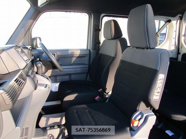 Honda N-VAN 2019-05 254269-12