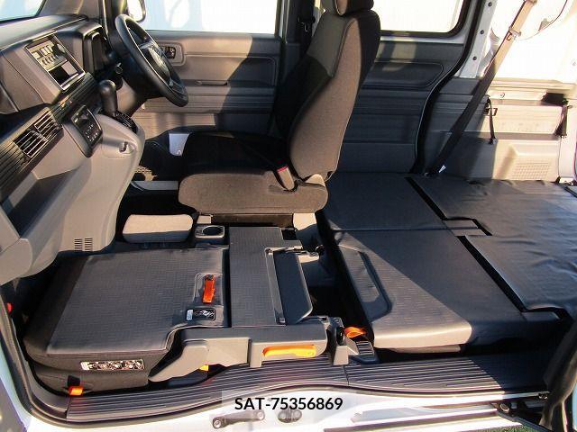 Honda N-VAN 2019-05 254269-5