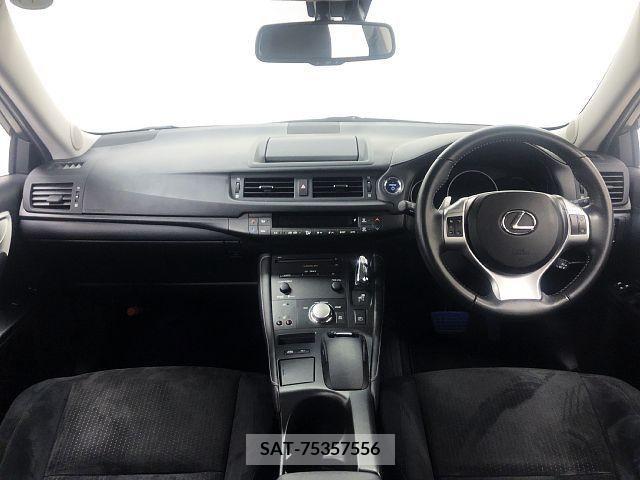 Lexus CT 2013-09 217841-1