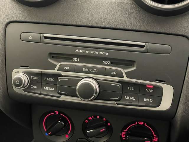 Audi A1 2015-09 182095-11