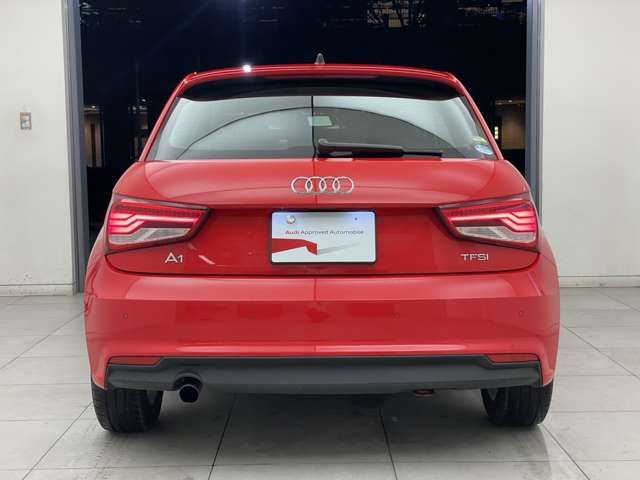 Audi A1 2015-09 182095-3