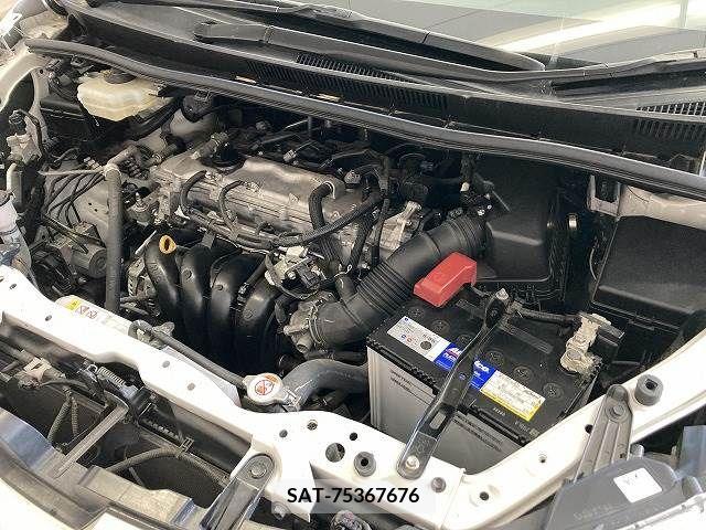 Toyota VOXY 2019-07 370395-17
