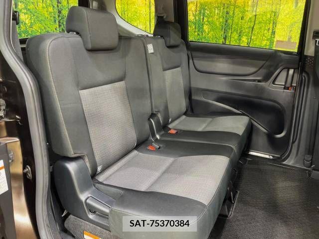 Toyota SIENTA 2019-10 368189-9