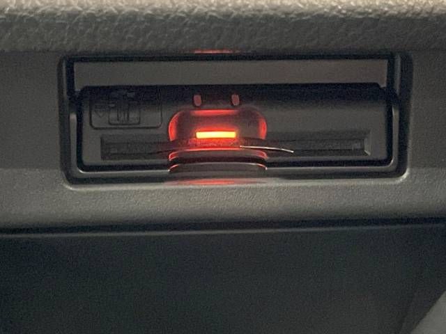 Nissan ELGRAND 2014-07 758-7
