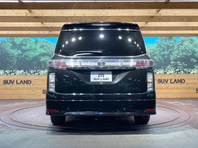 Nissan ELGRAND 2014-07 758-16