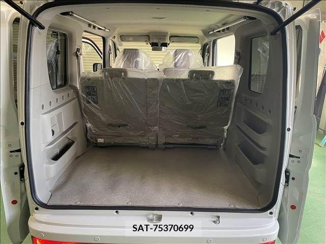 Suzuki EVERY WAGON 2023-03 212437-6