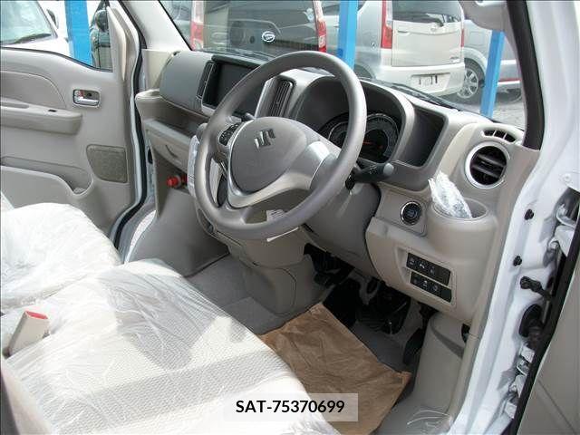 Suzuki EVERY WAGON 2023-03 212437-10