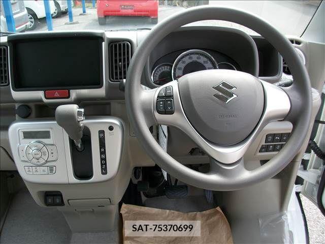 Suzuki EVERY WAGON 2023-03 212437-11