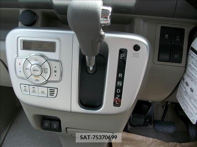 Suzuki EVERY WAGON 2023-03 212437-12