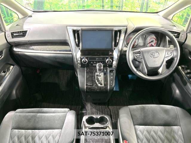 Toyota VELLFIRE 2018-09 369804-1
