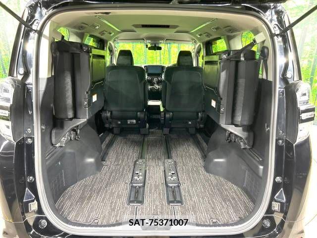 Toyota VELLFIRE 2018-09 369804-8