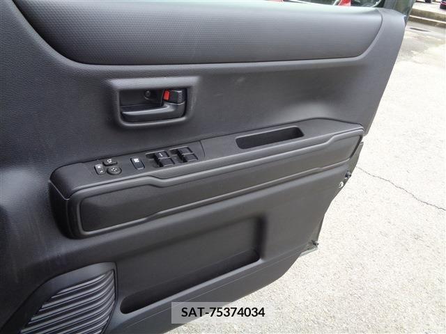 Suzuki HUSTLER 2021-01 385886-25