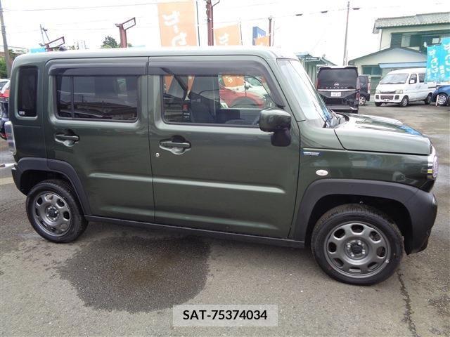Suzuki HUSTLER 2021-01 385886-2
