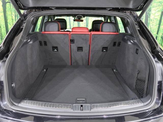 Porsche MACAN 2020-12 13745-18