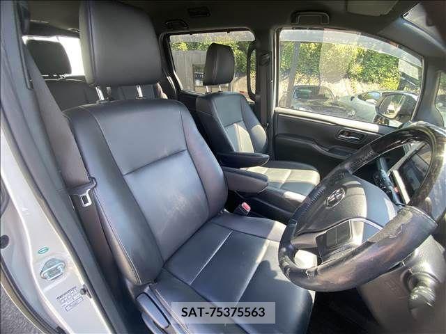 Toyota ESQUIRE 2016-02 359828-9