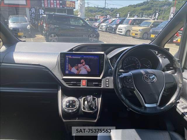 Toyota ESQUIRE 2016-02 359828-8