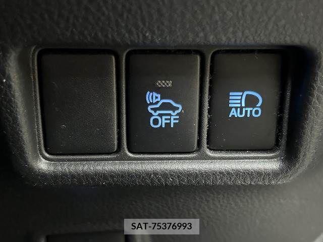 Toyota C-HR 2017-01 212174-12