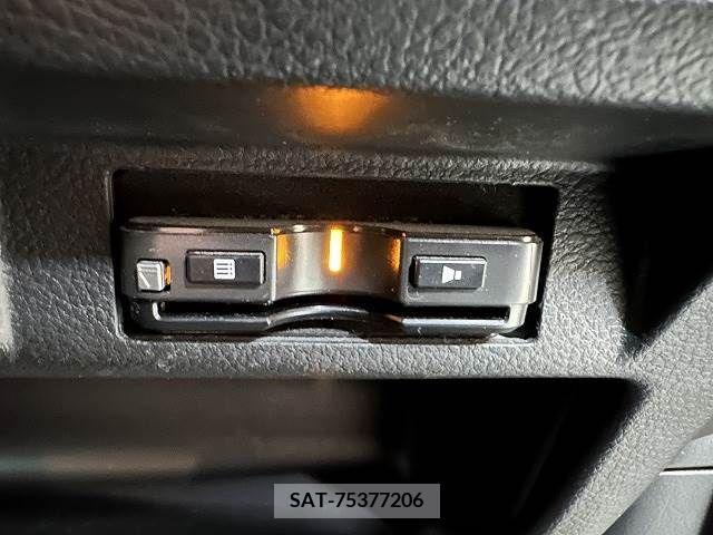 Suzuki X BEE 2019-02 211728-5