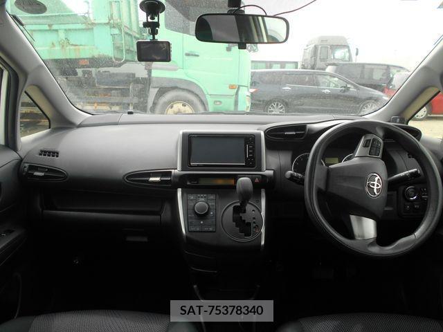 Toyota WISH 2017-02 334806-2