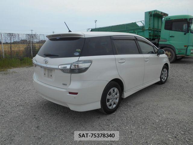 Toyota WISH 2017-02 334806-4