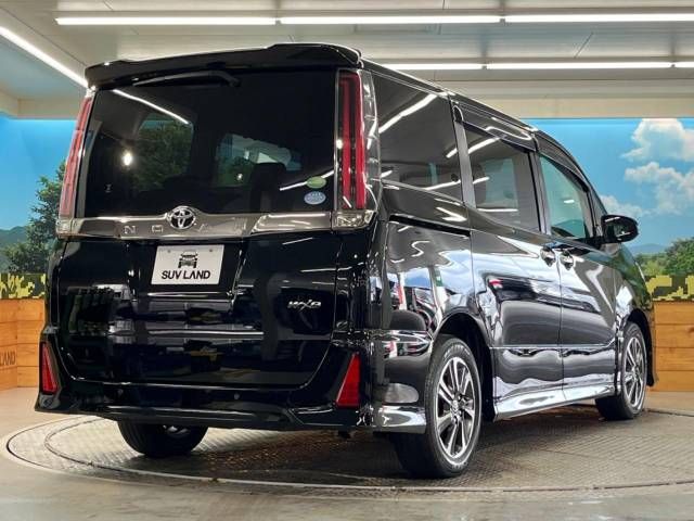 Toyota NOAH 2019-05 190439-16