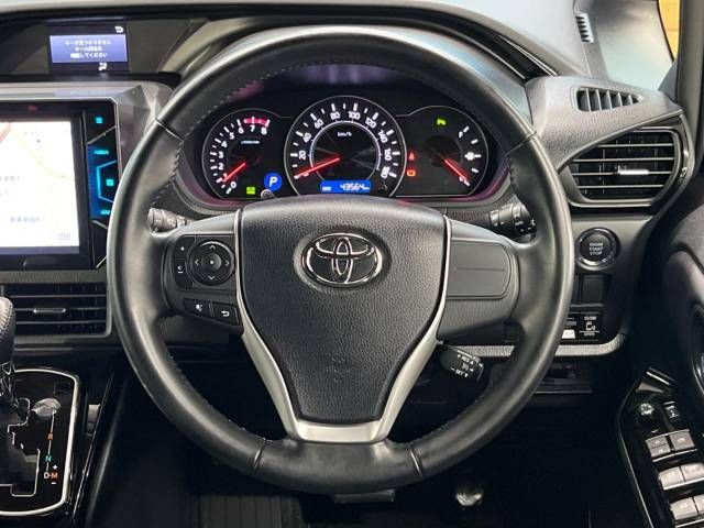 Toyota NOAH 2019-05 190439-10