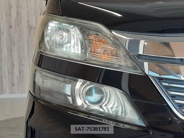 Toyota VELLFIRE 2012-01 382739-23