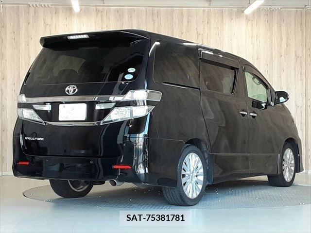 Toyota VELLFIRE 2012-01 382739-19